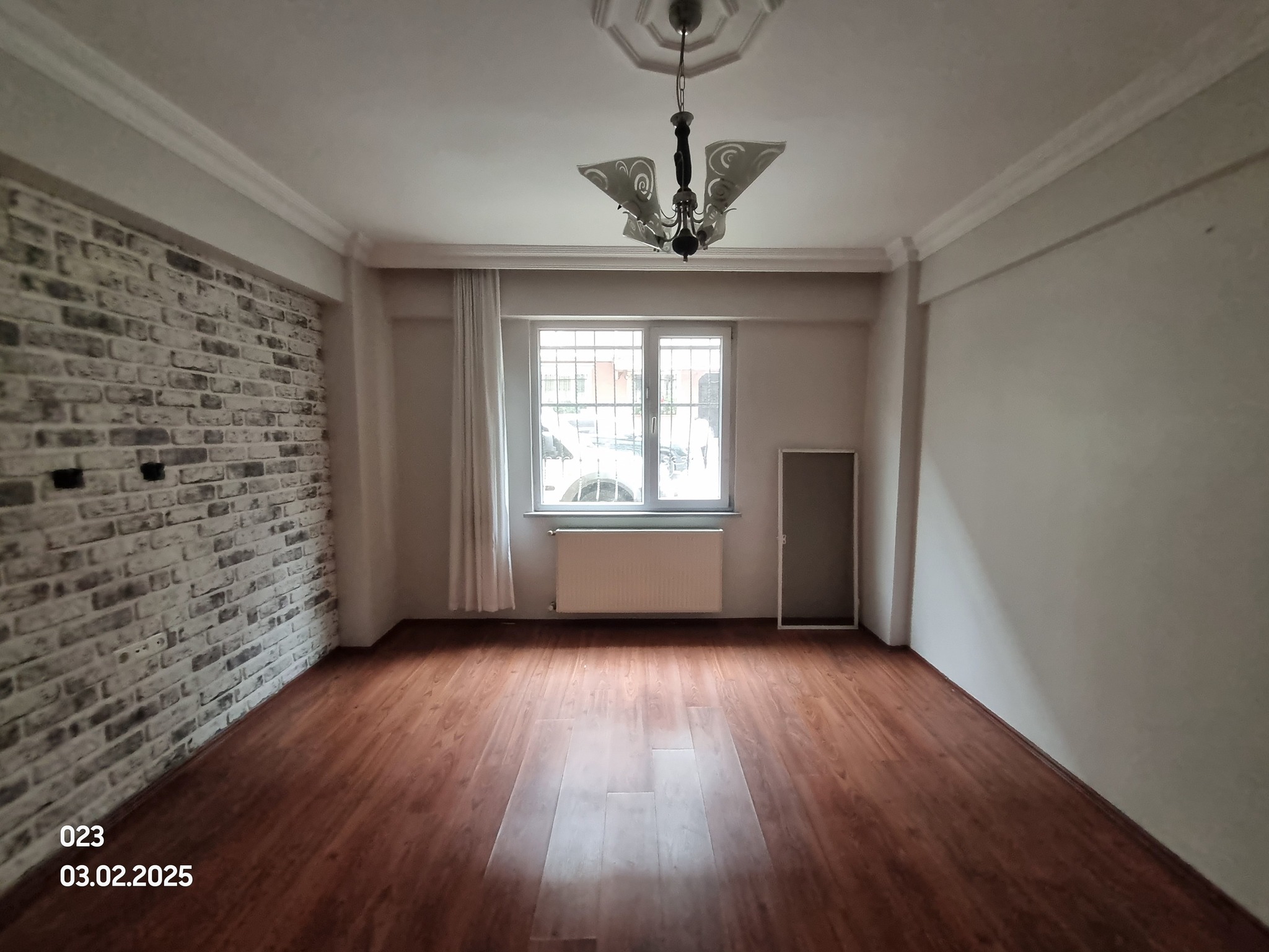 MEHTERÇEŞME MAH SATILIK DAİRE 2+1 GİRİŞ KAT  - İSTANBUL ESENYURT fotoğraf 4